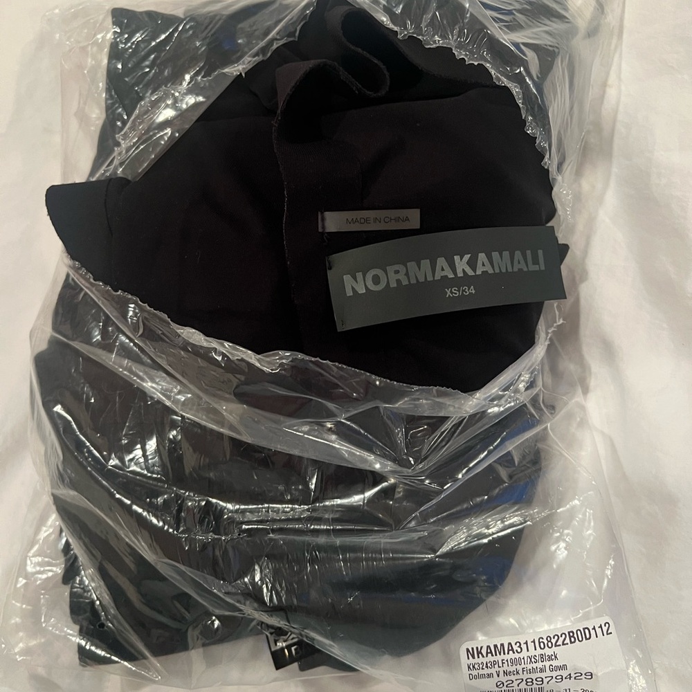 NWT Norma Kamali Dolman V Neck Fishtail Gown - Picture 6 of 7